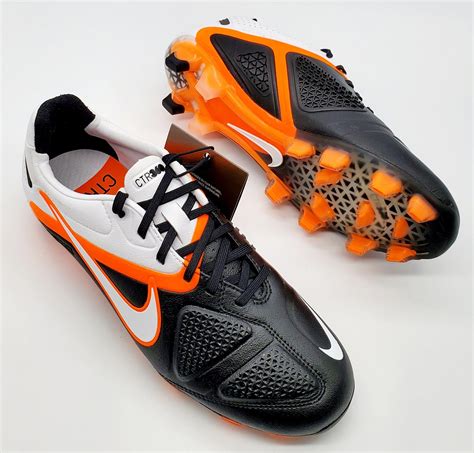 nike ctr360 zwart|Nike CTR360 Maestri II FG Boots .